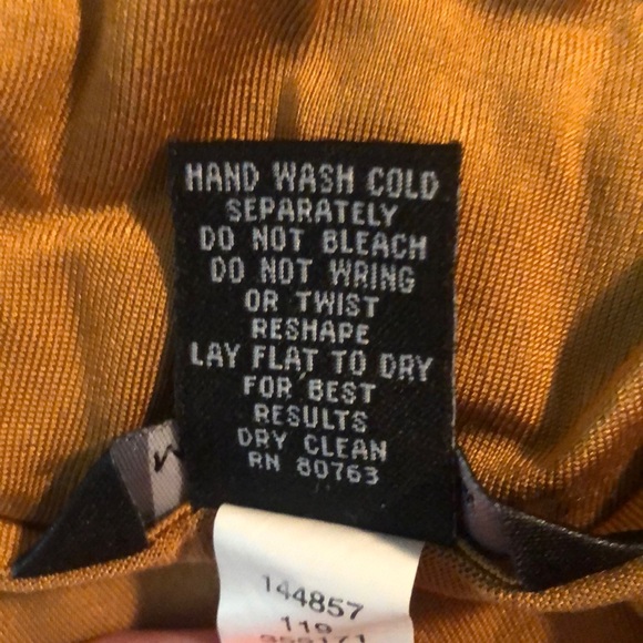 Burnt copper 100% silk Blouse - Picture 3 of 3